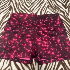 Stylish Pink Women's Workout Shorts CVG • LIKE NEW CONDITION